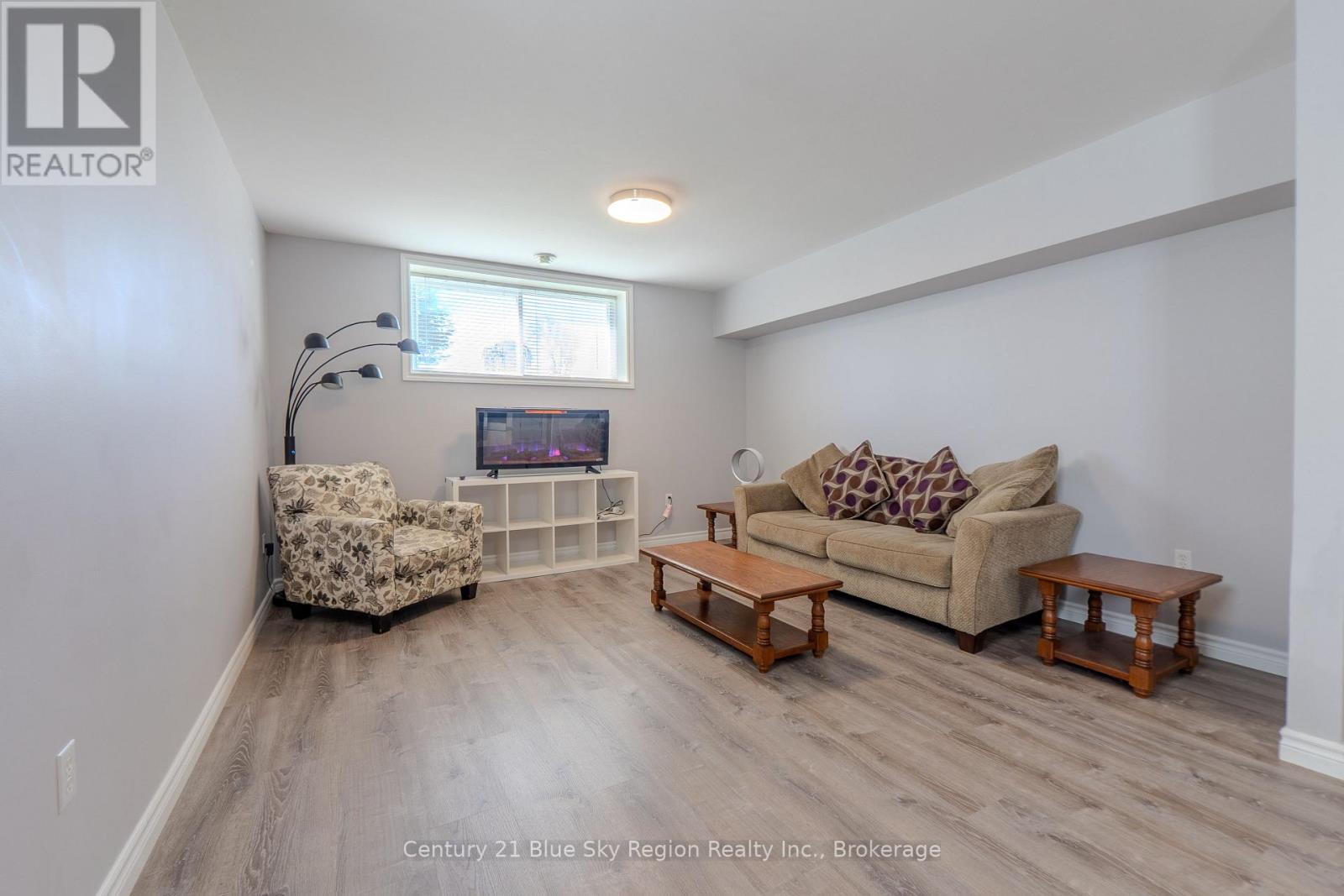 208 GOULD AVENUE - 29