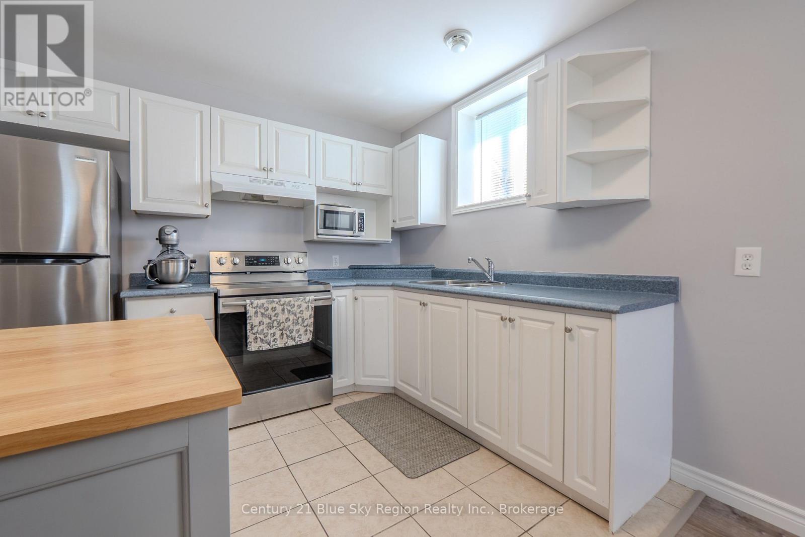 208 GOULD AVENUE - 31