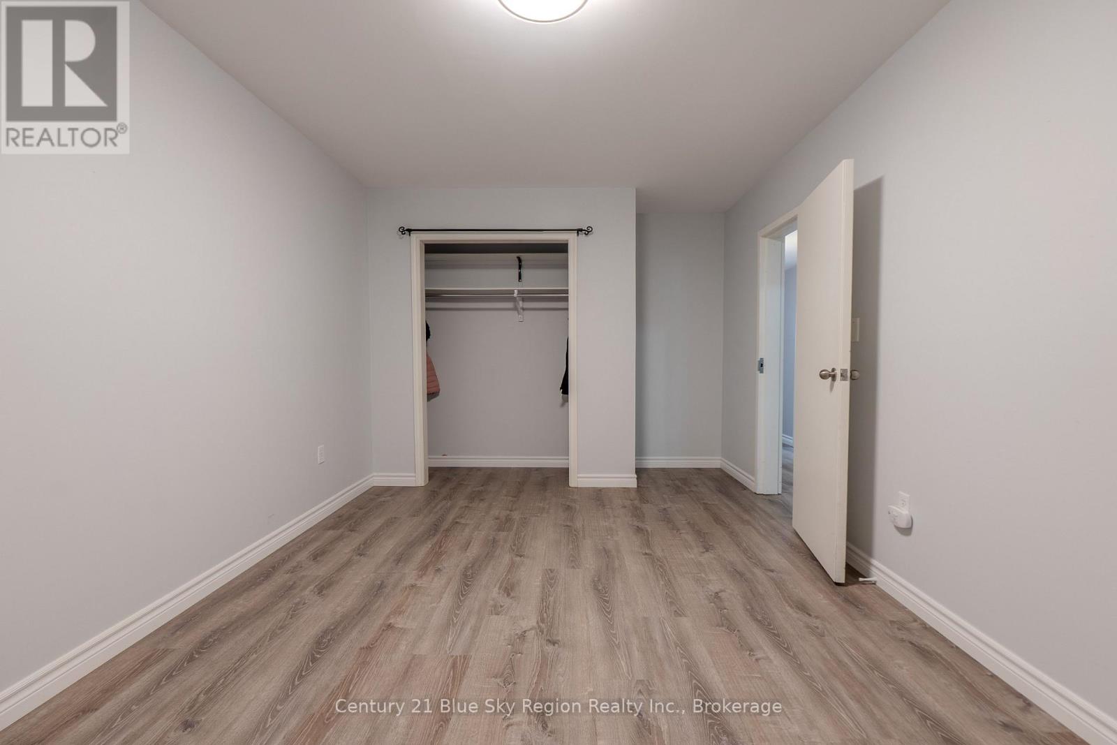 208 GOULD AVENUE - 35