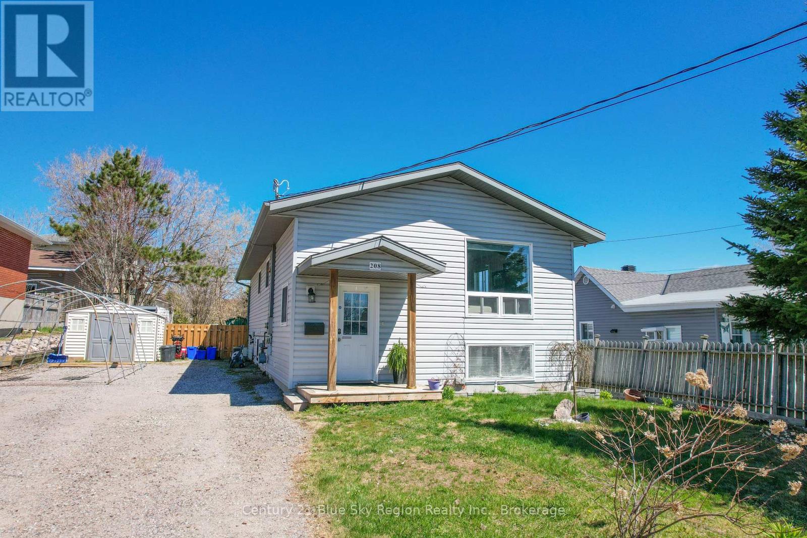 208 GOULD AVENUE - 4