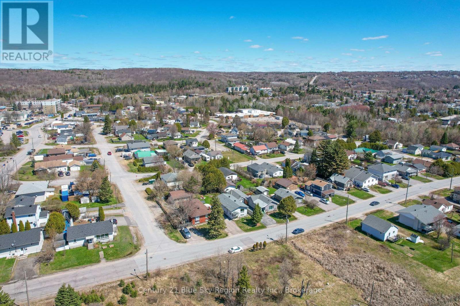 208 GOULD AVENUE - 46