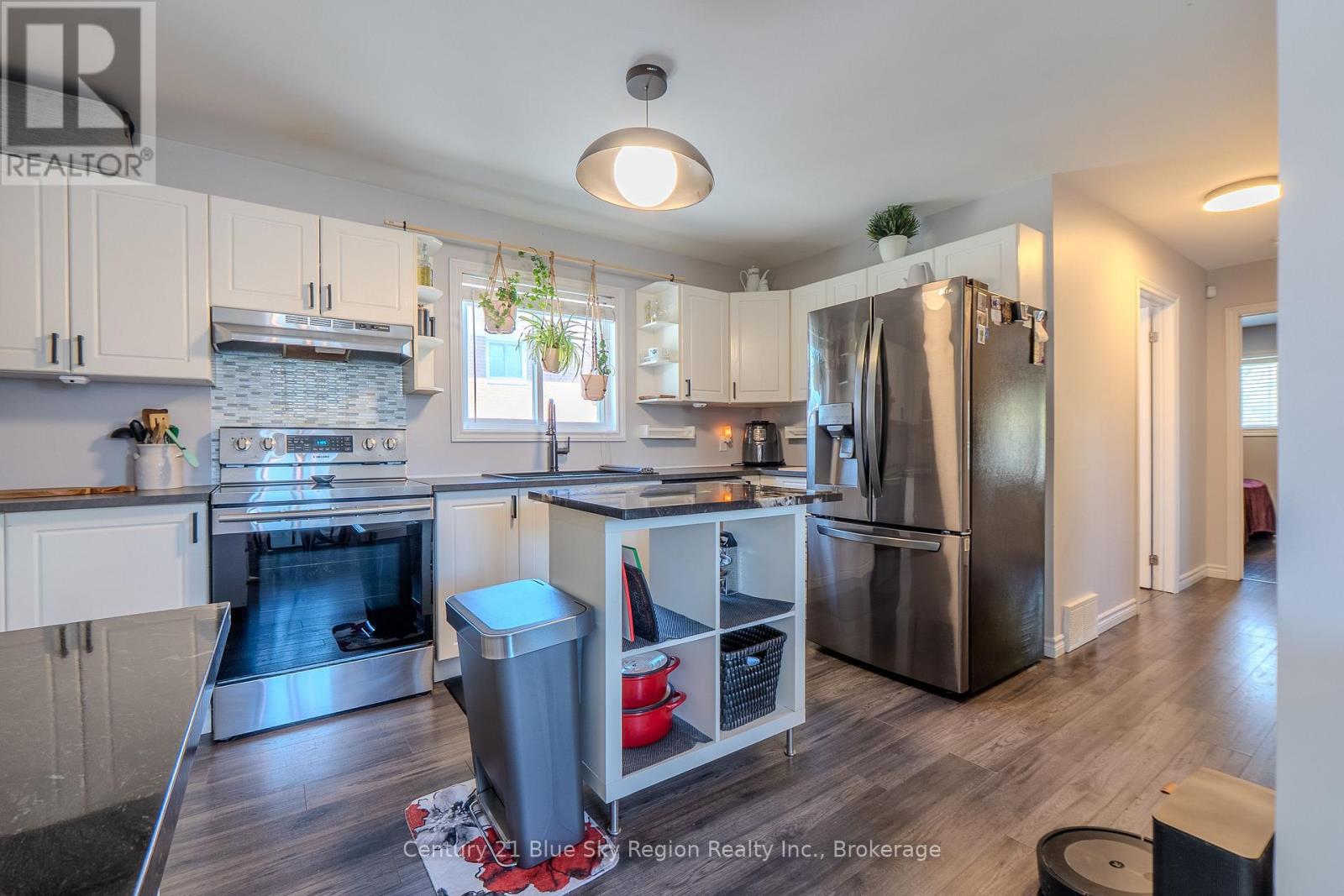 208 GOULD AVENUE - 7