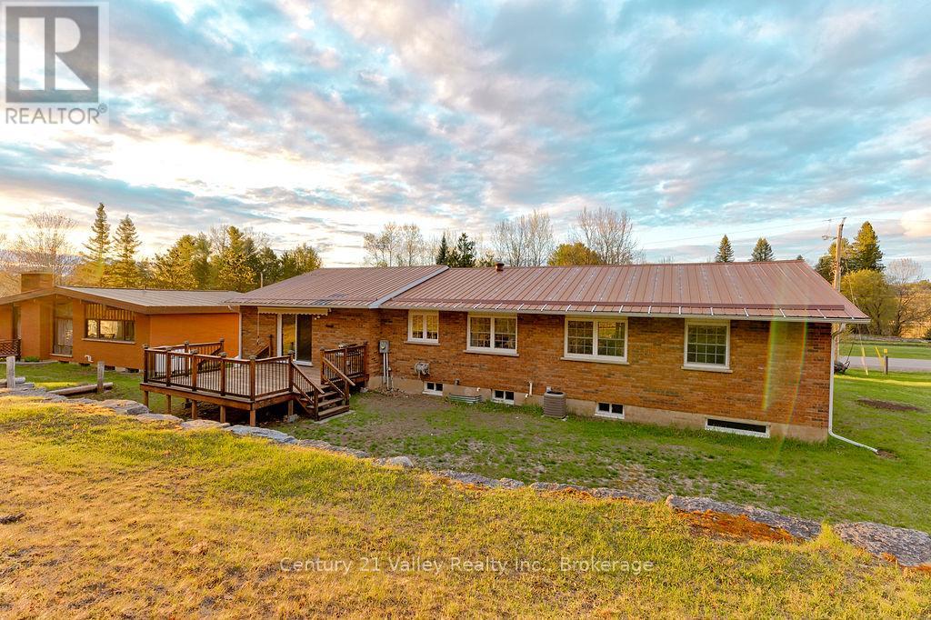 107 AUGSBURG ROAD - 5