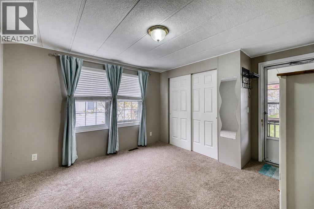 5700 BLACKWELL SD ROAD Unit# 293, Sarnia, Ontario, N7W1B7 — Photo 3