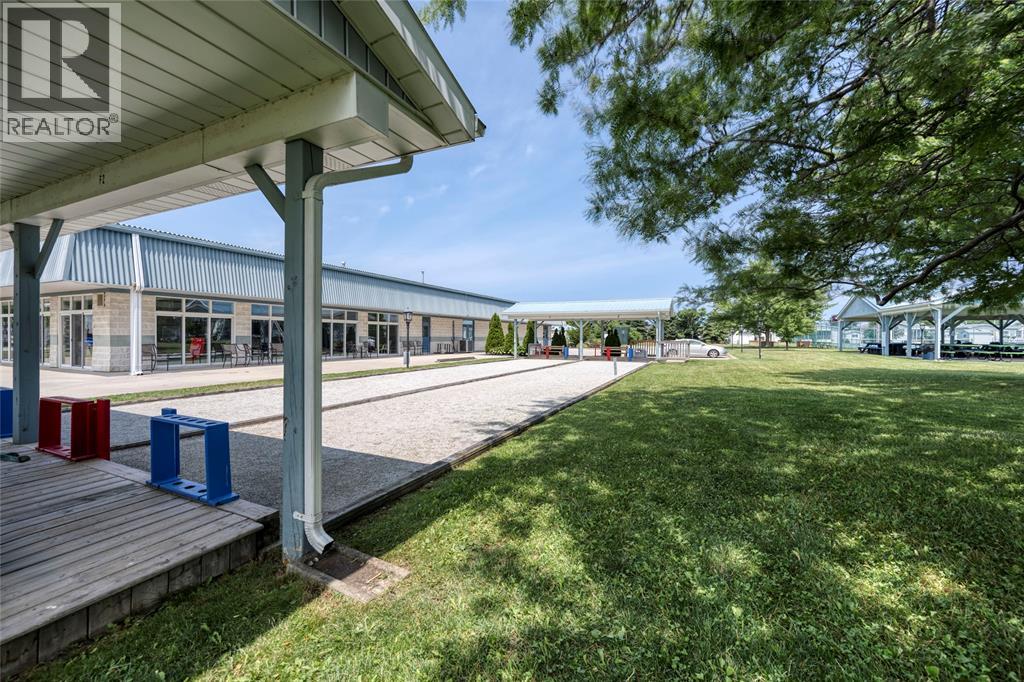 5700 BLACKWELL SD ROAD Unit# 293, Sarnia, Ontario, N7W1B7 — Photo 6