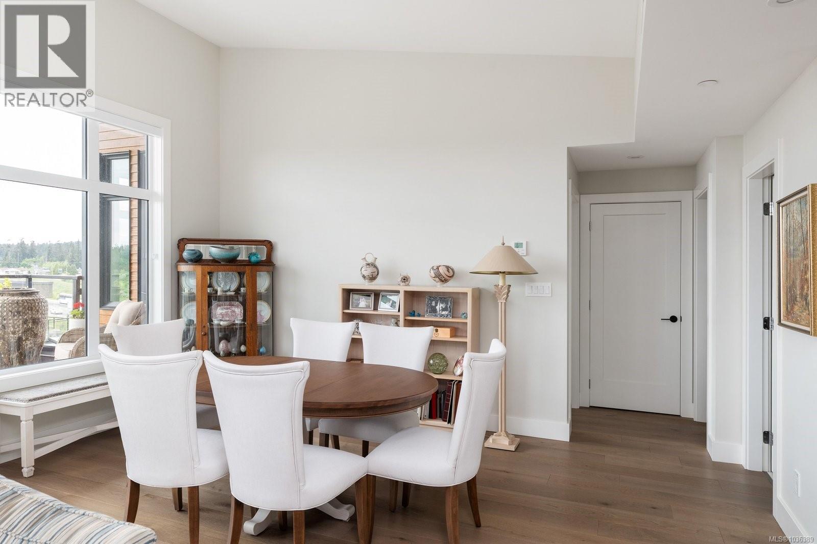 #603 2520 Hackett Cres - 14