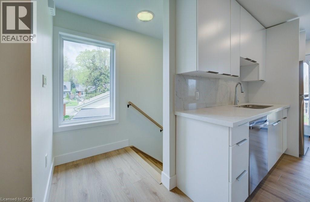 17 DOWNEY Street Unit# 3, Kitchener, Ontario, N2H6K5 — Photo 18
