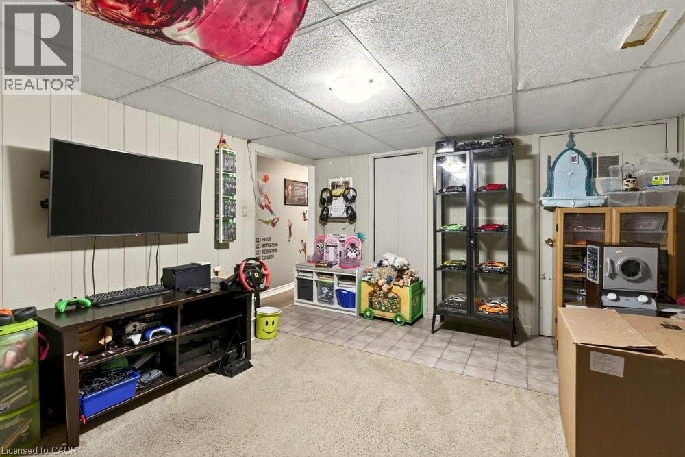 33 VIA DELL MONTE Street, St. Catharines, Ontario, L2T3X9 — Photo 10