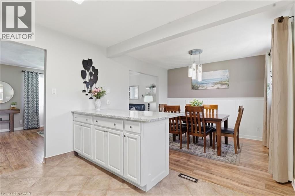 393 SHALLMAR Court, Waterloo, Ontario, N2K2G6 — Photo 46