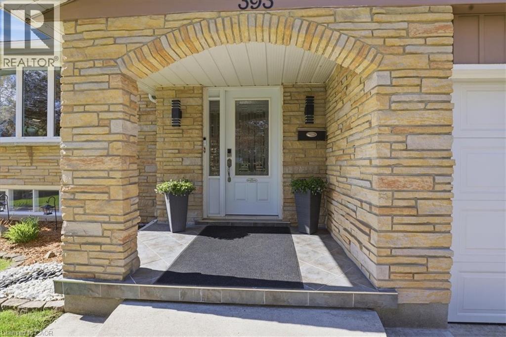 393 SHALLMAR Court, Waterloo, Ontario, N2K2G6 — Photo 37