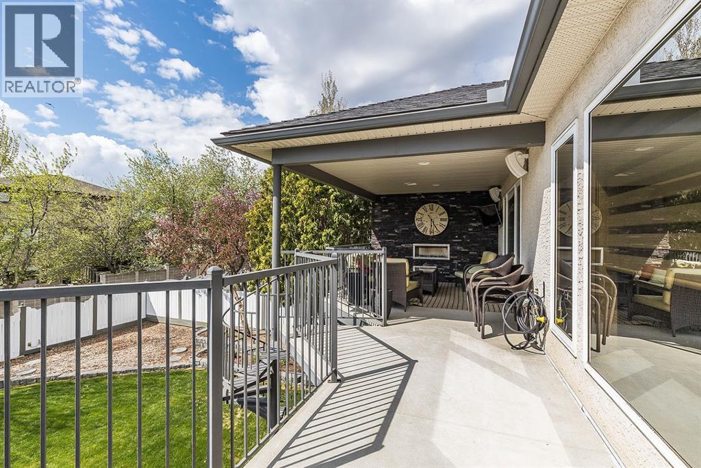 119 Perry Crescent NE — photo 47