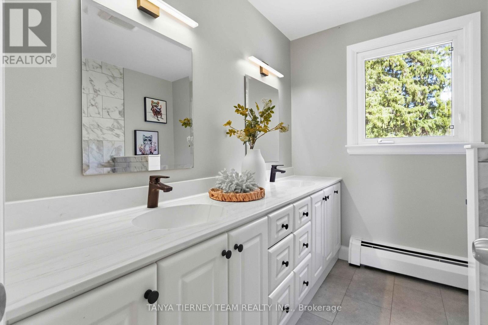 1180 LAKERIDGE ROAD - 26