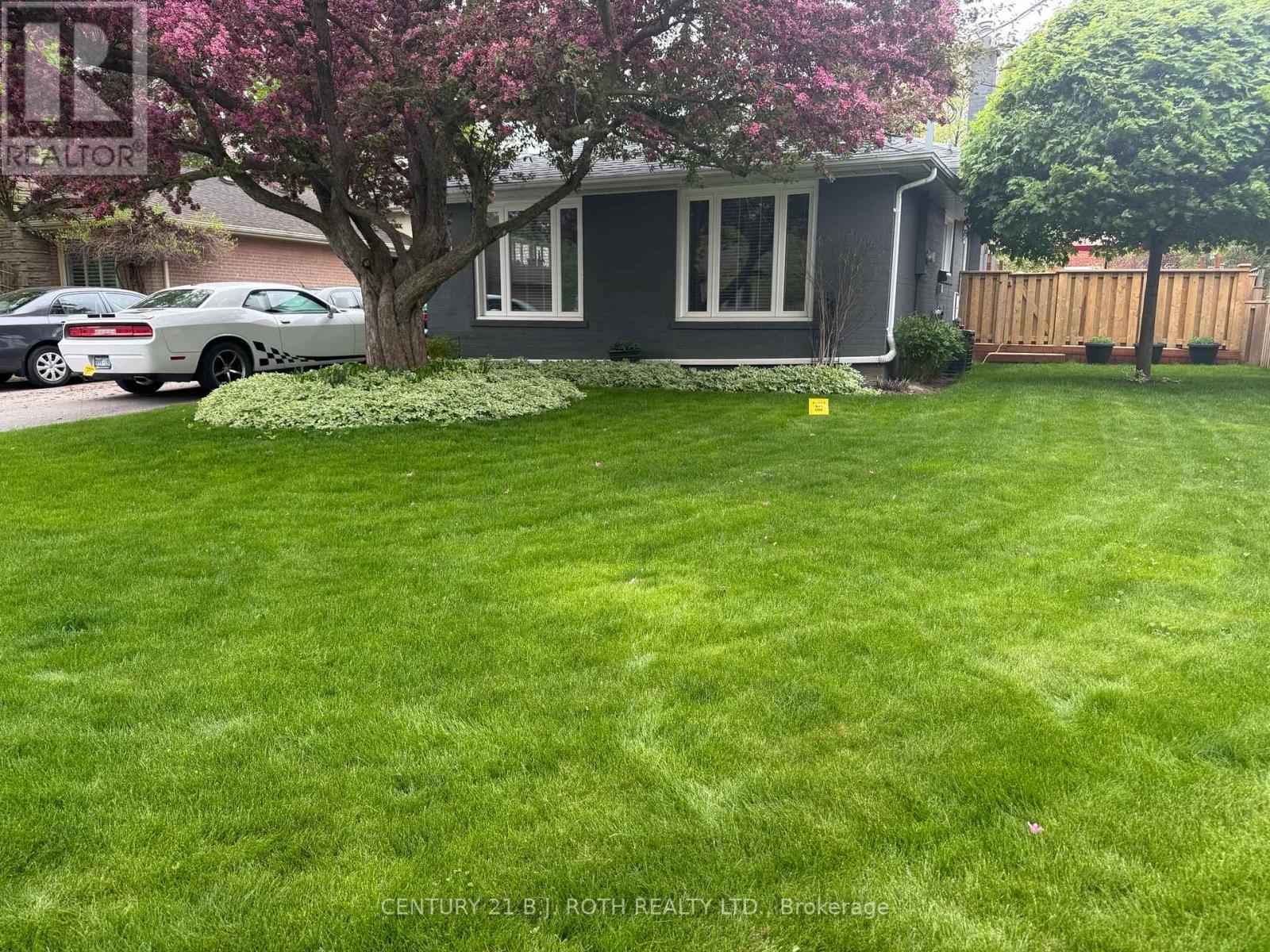 128 CHERRYWOOD DRIVE - 27