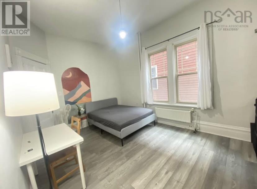 Property 3 of 18 of 1518-1522 Robie Street