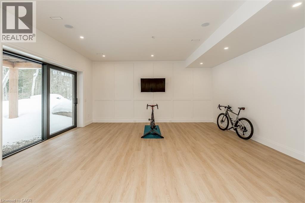 11 GLEN EAGLE Court, Huntsville, Ontario, P1H1B1 — Photo 3