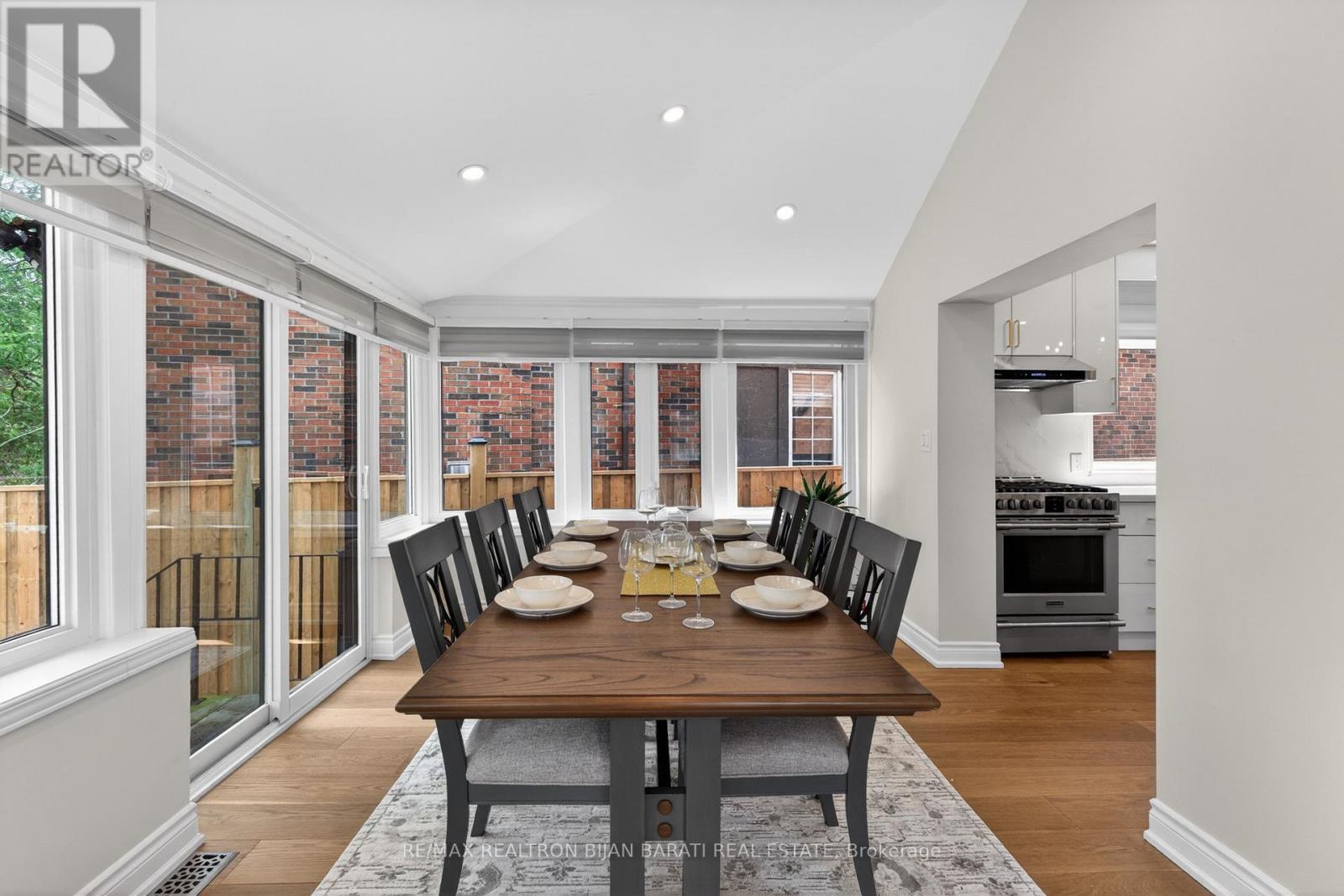 1 WANLESS CRESCENT - 20
