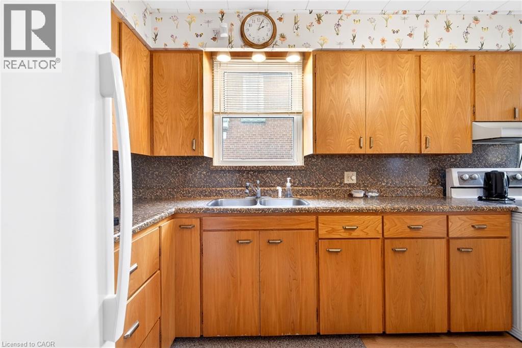 95 EMPRESS Avenue - 13