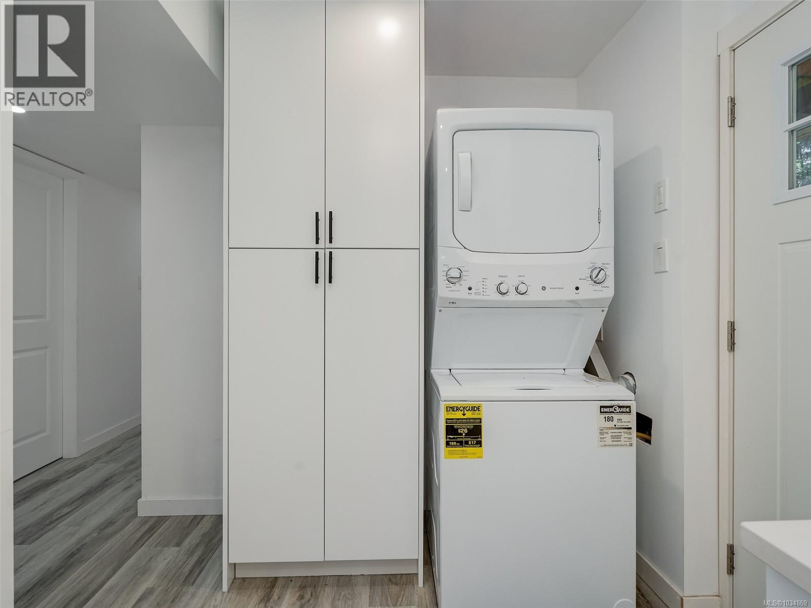 435 Dressler Rd, Colwood
