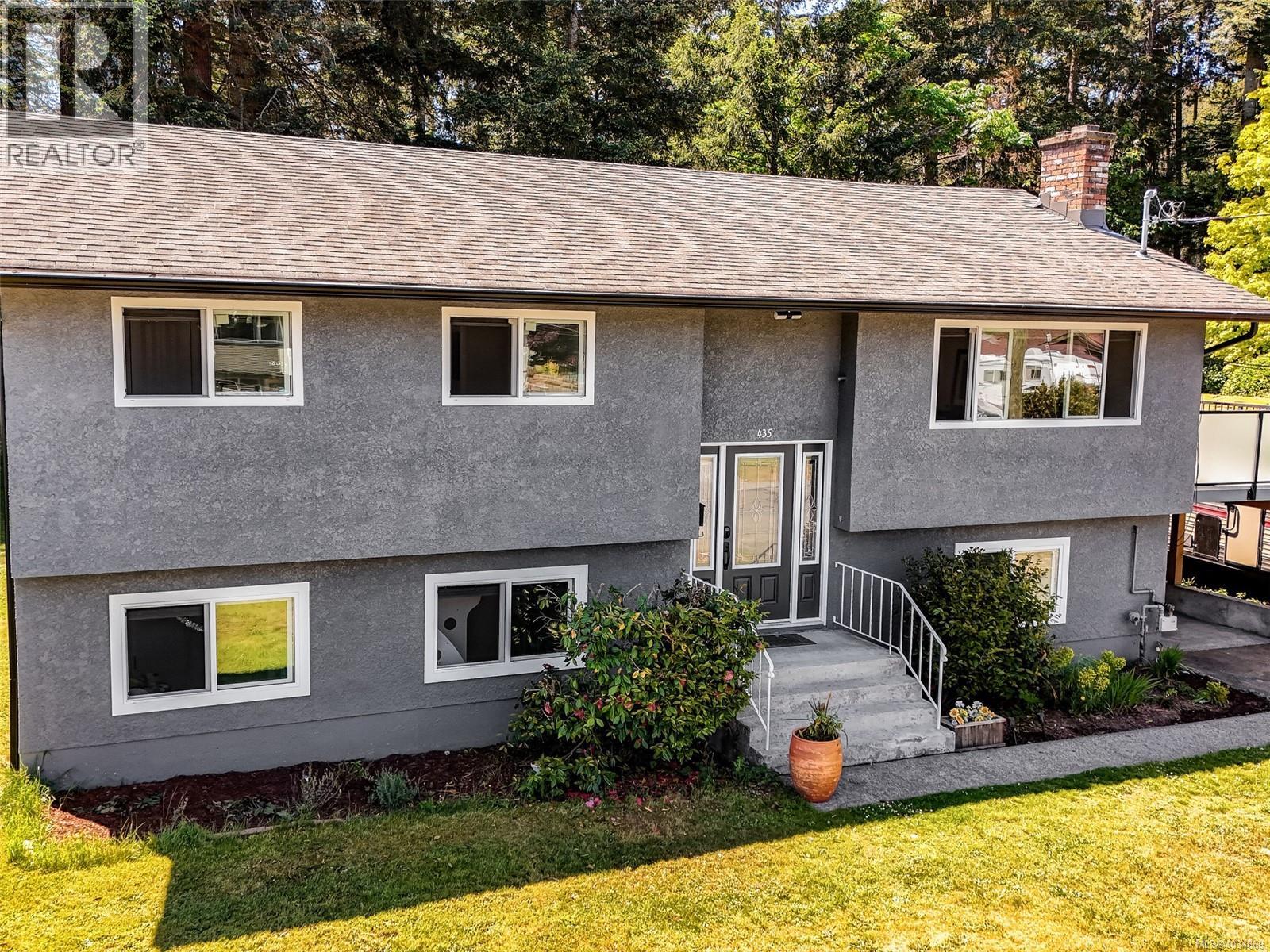 435 Dressler Rd, Colwood