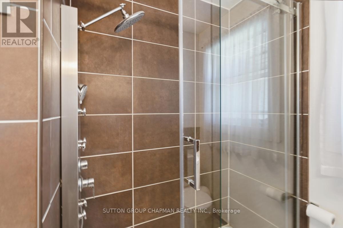 925 PLANTATION ROAD - 25