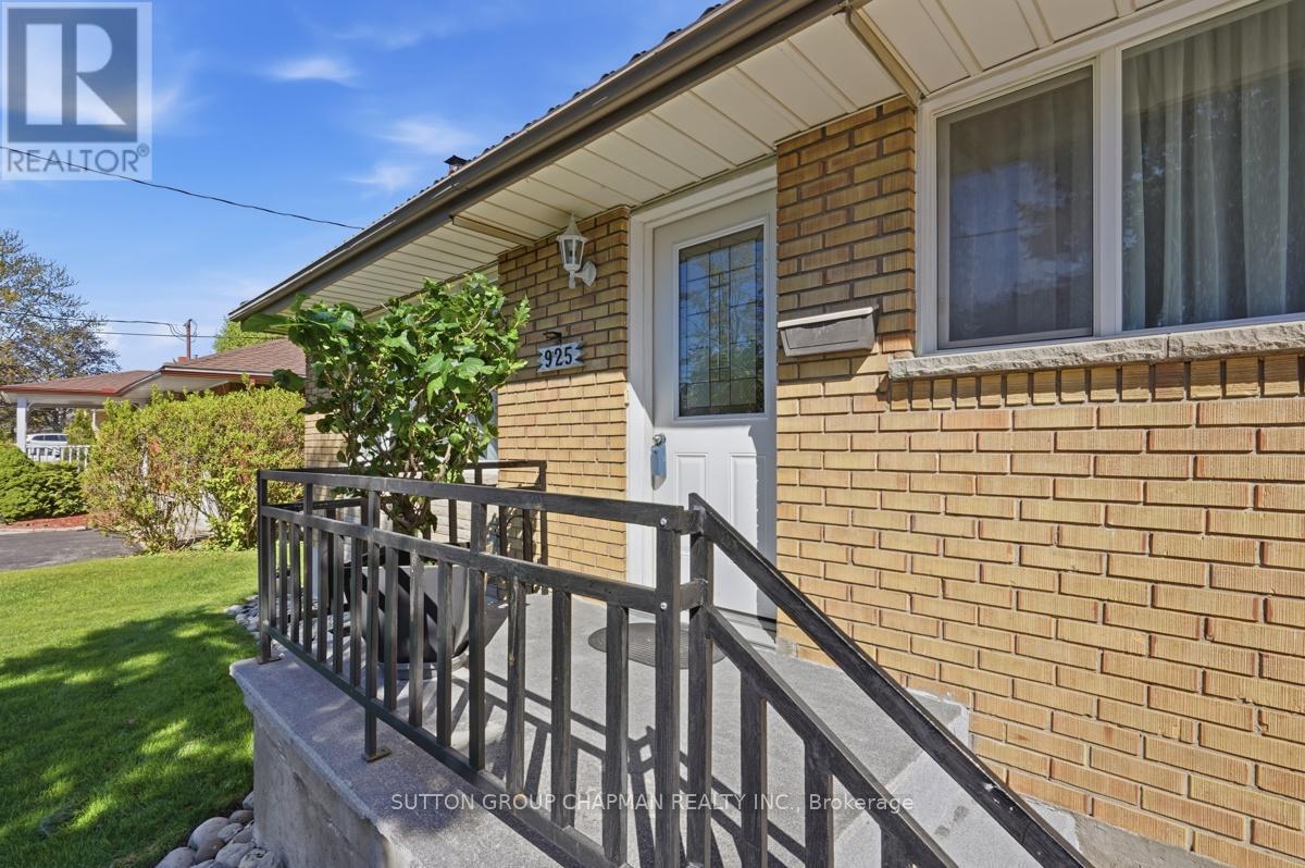 925 PLANTATION ROAD - 5