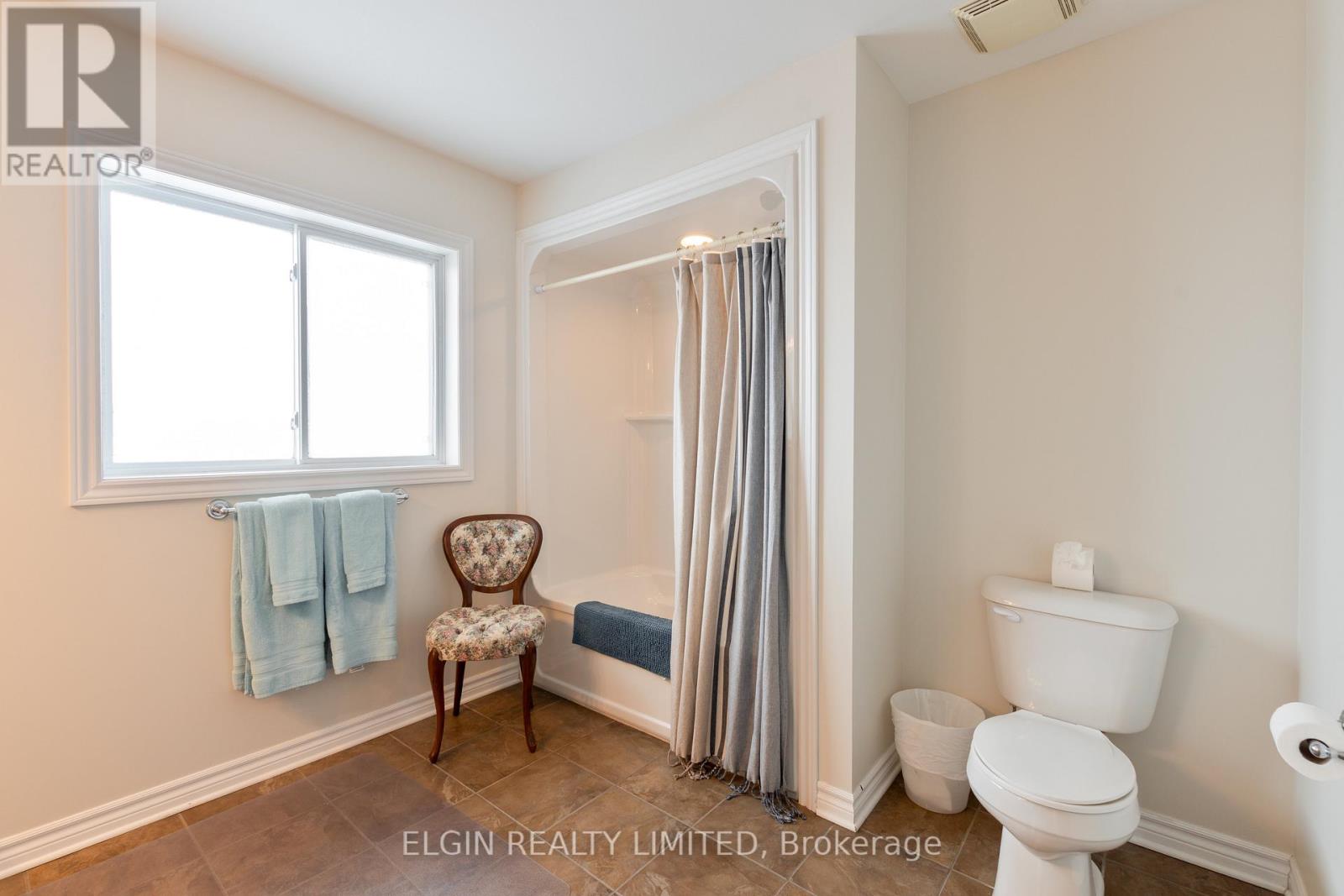 18 PEACH TREE BOULEVARD - 28