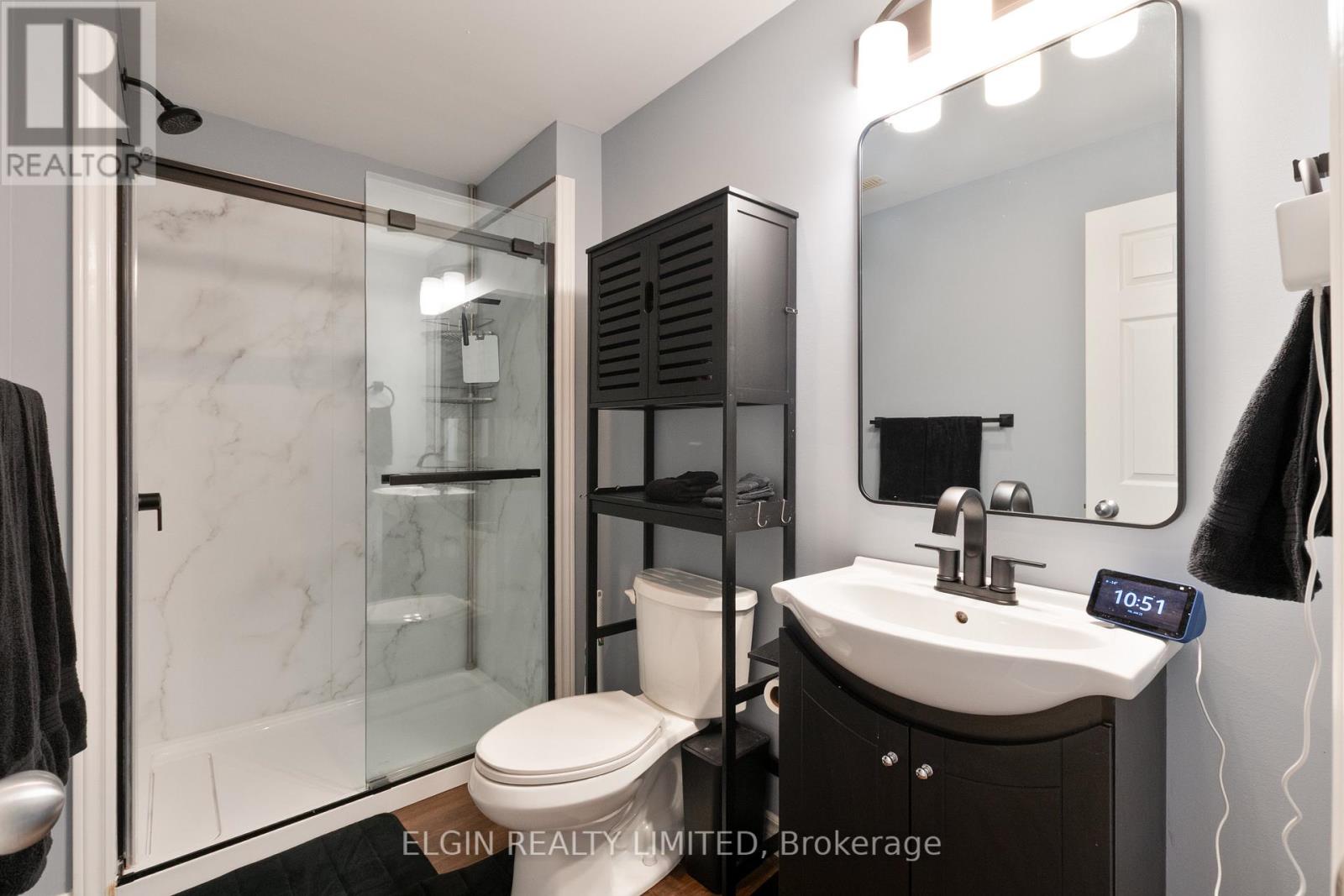 18 PEACH TREE BOULEVARD - 42