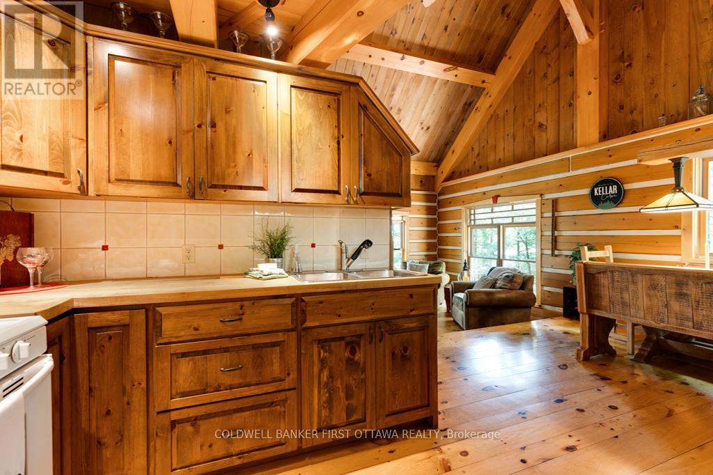 2275 PALMERSTON LAKE - 18