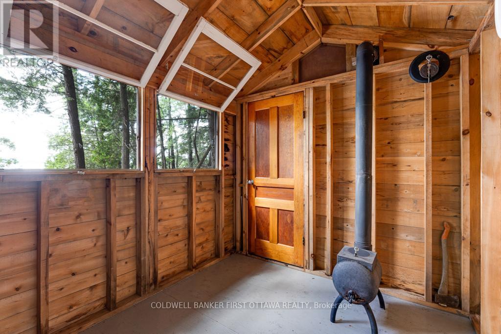 2275 PALMERSTON LAKE - 46