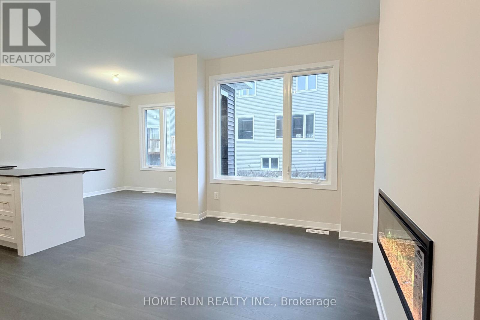 3 Bed, 3 Bath House for Rent in Ottawa – 381 LES EMMERSON DRIVE, Ottawa – MLS# X13121998 - Image 7