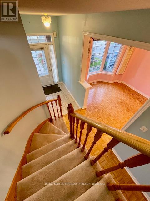 24 PERGOLA WAY - 27
