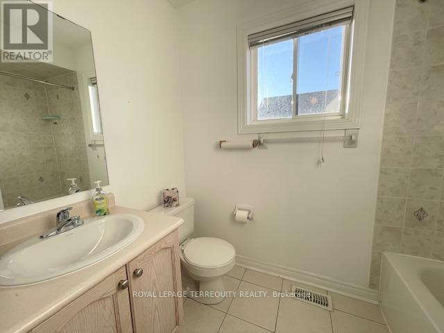 24 PERGOLA WAY - 42