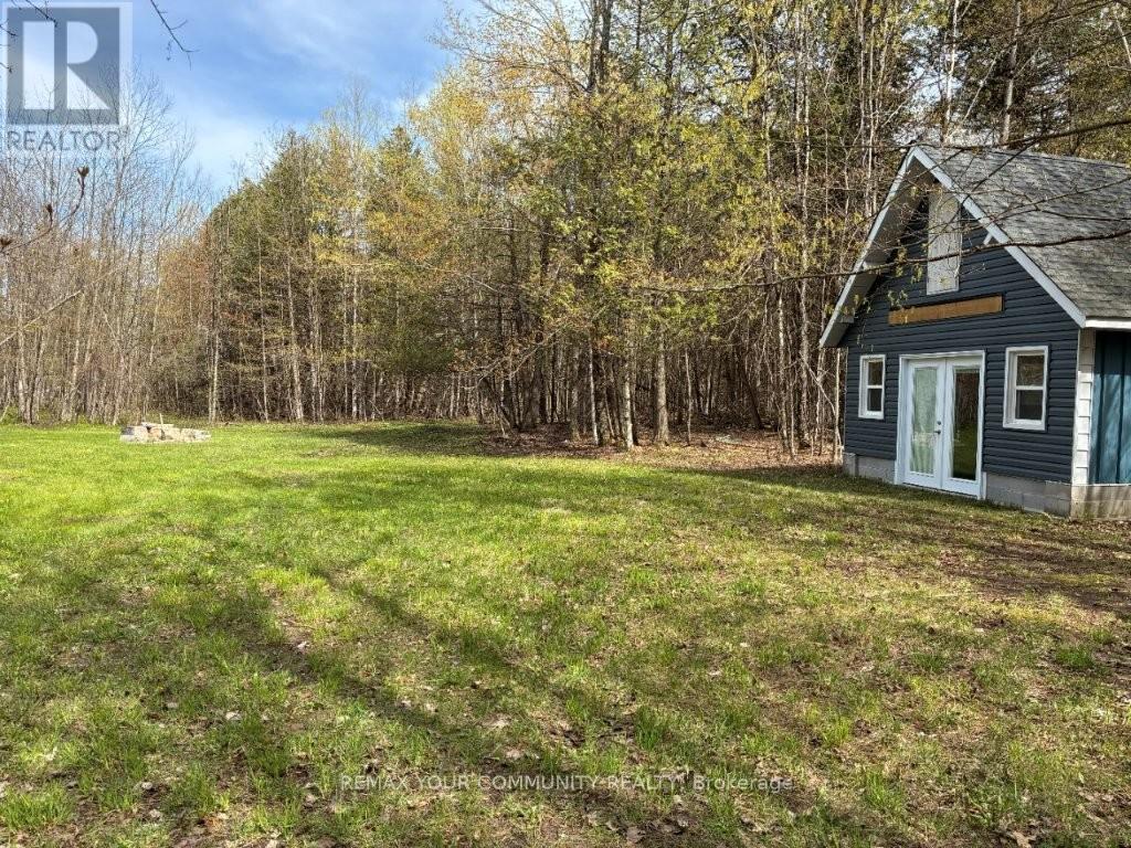 92 BESSIE AVENUE N - 5