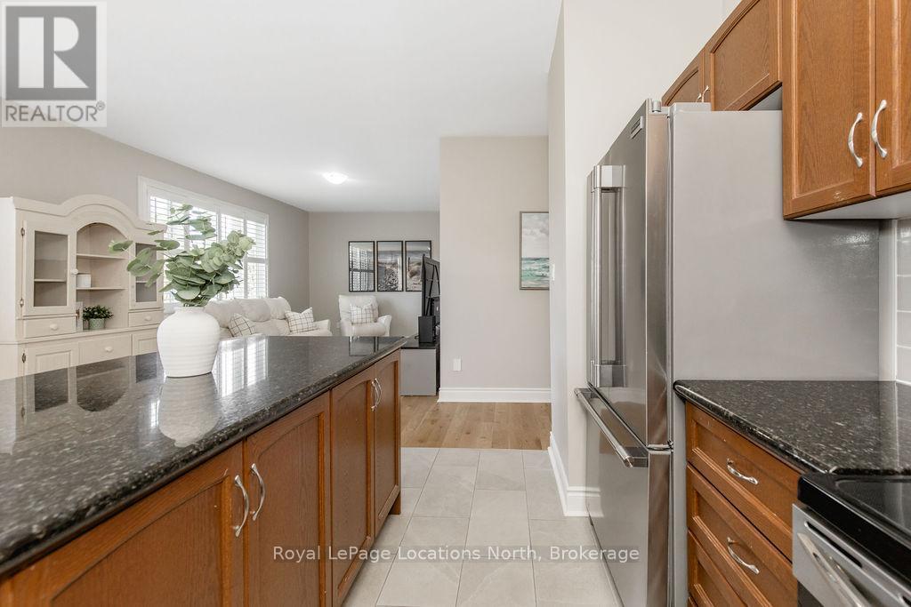 20 GRAND POPLAR LANE - 13