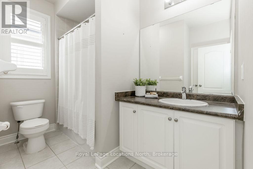 20 GRAND POPLAR LANE - 27