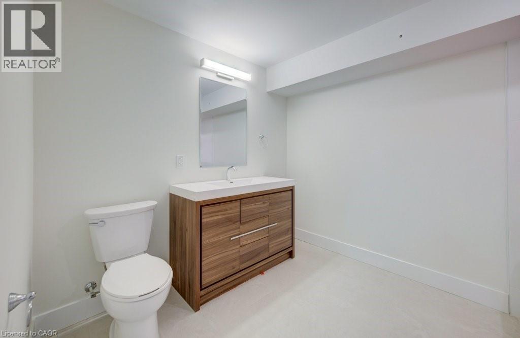 17 DOWNEY Street Unit# 1, Kitchener, Ontario, N2H6K5 — Photo 6