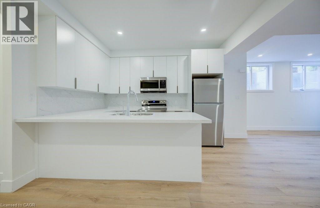 17 DOWNEY Street Unit# 1, Kitchener, Ontario, N2H6K5 — Photo 13