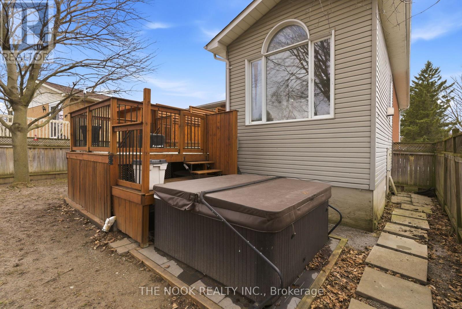 81 CARNEGIE STREET - 42