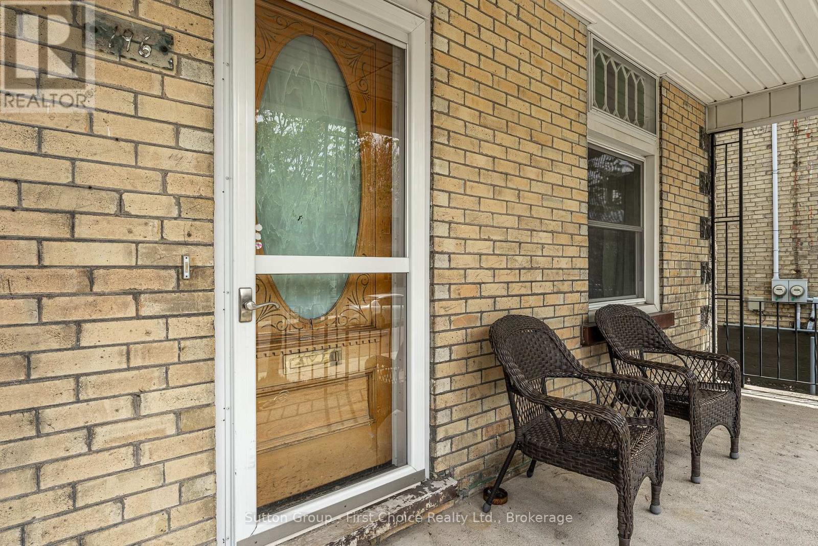 196 ALBERT STREET - 3