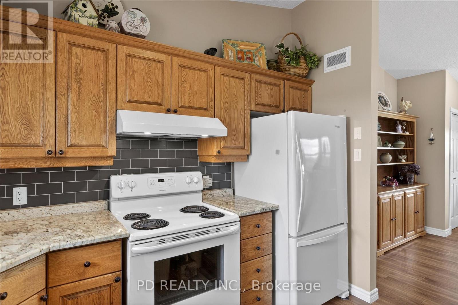 306 COTTINGHAM ROAD - 19
