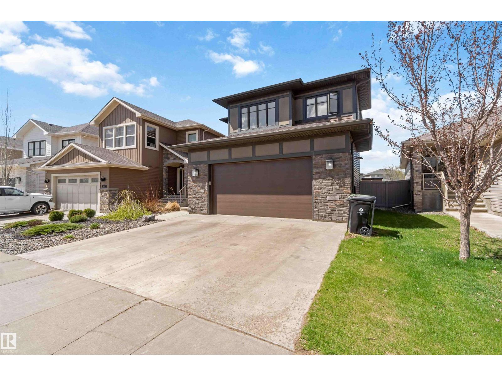 416 Meadowview DR - Image 2
