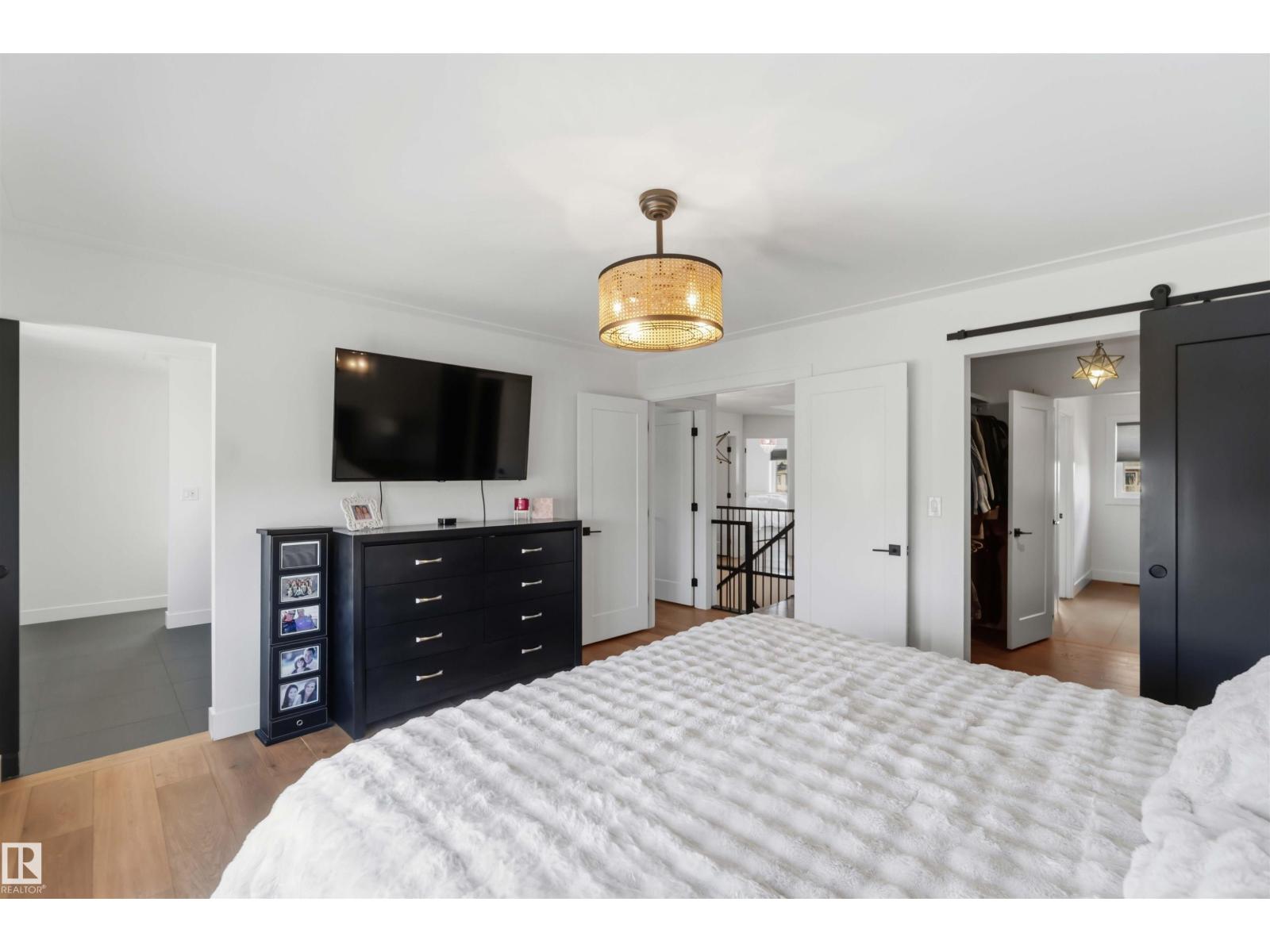 416 Meadowview DR - 39