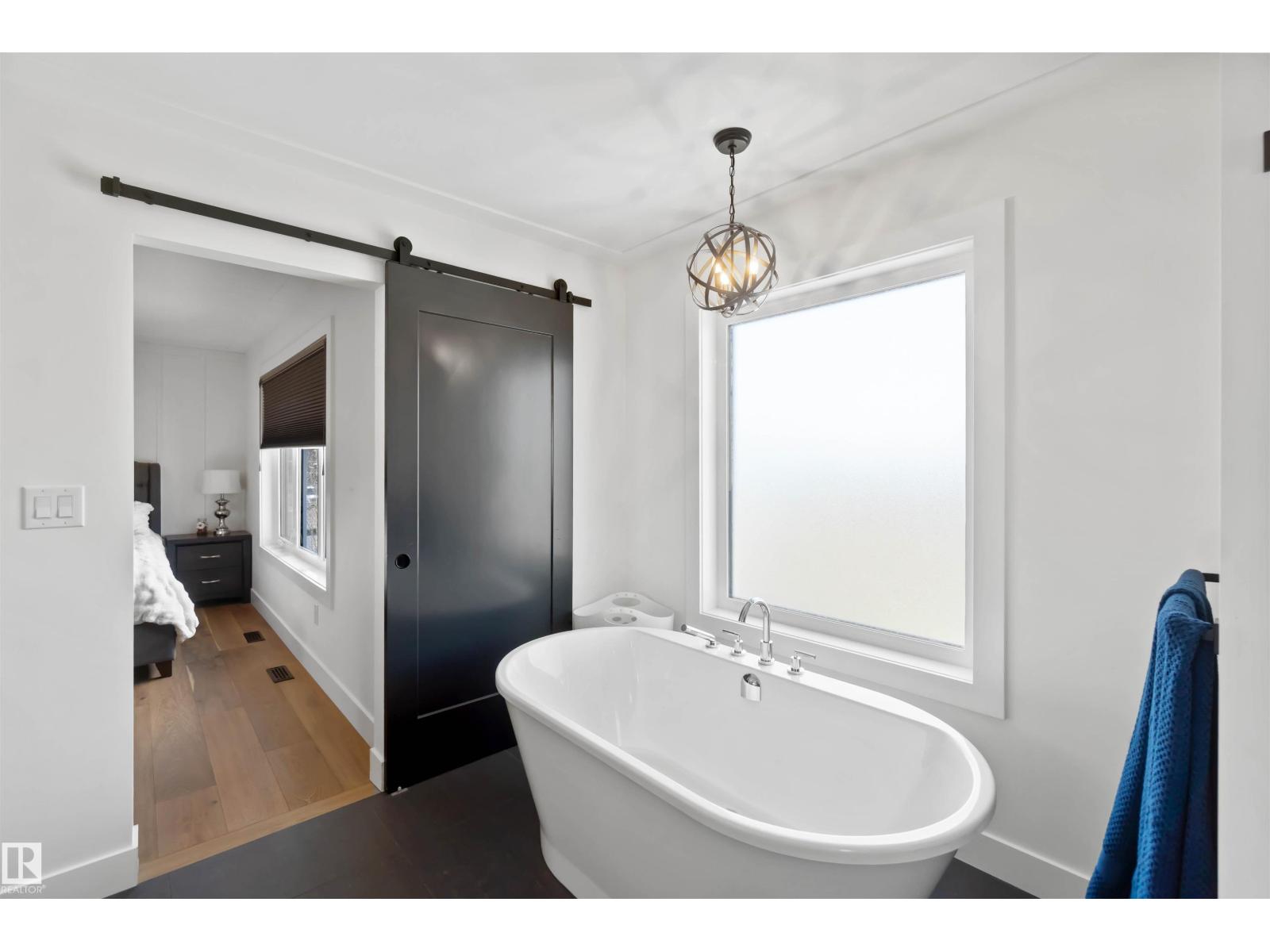 416 Meadowview DR - 47