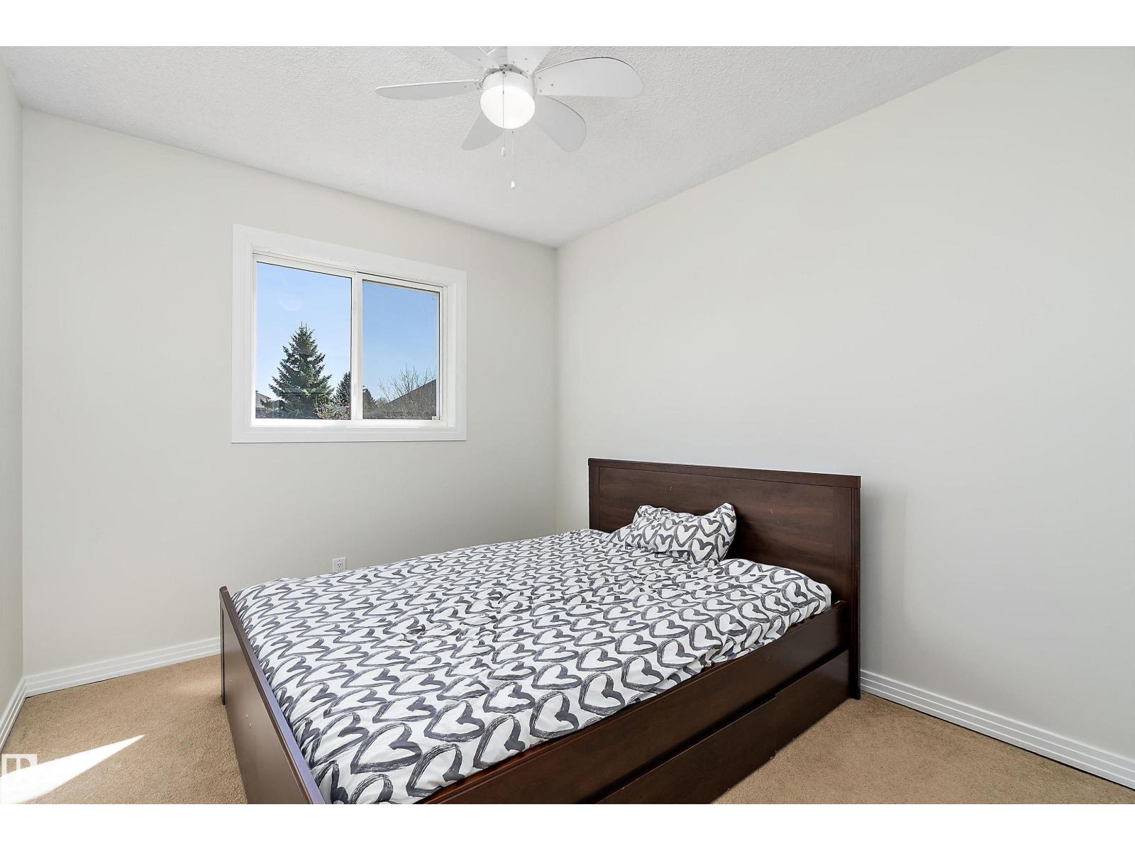 5421 46 ST - 19
