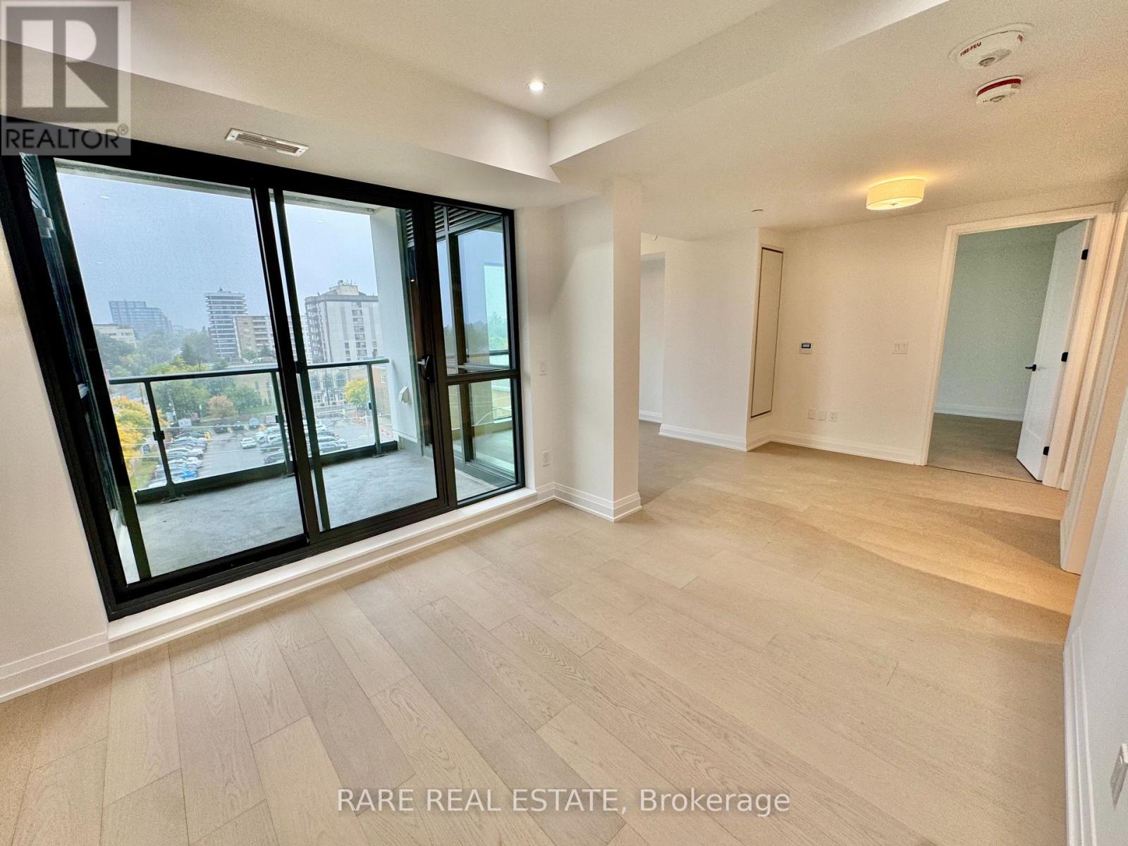 Listing photo of 319 - 505 GLENCAIRN AVENUE