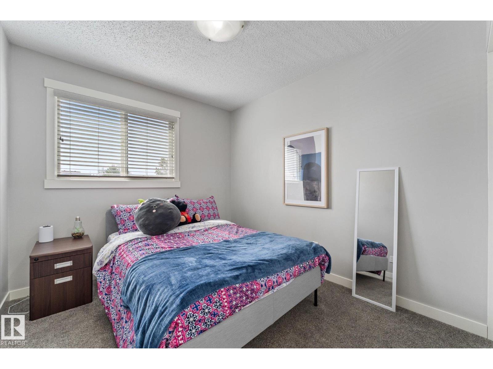 35 MCLEOD PL NW - 18