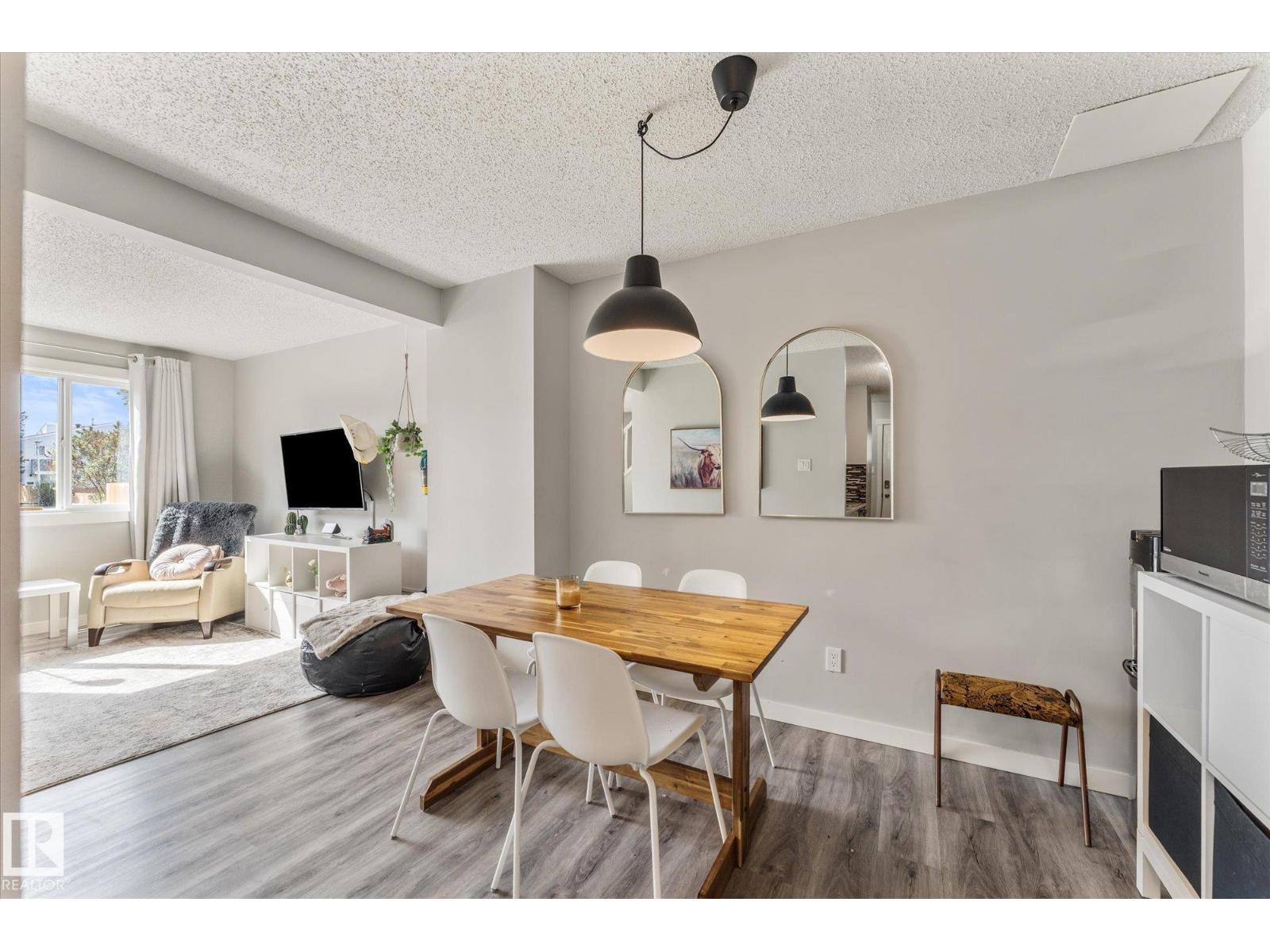 35 MCLEOD PL NW - 9