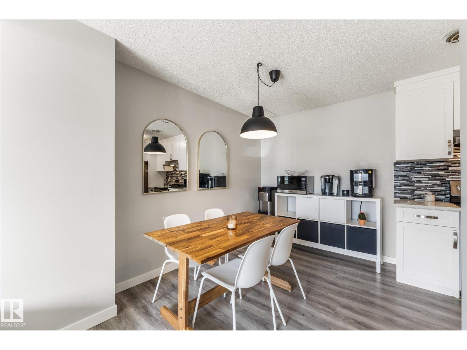 35 MCLEOD PL NW - 8