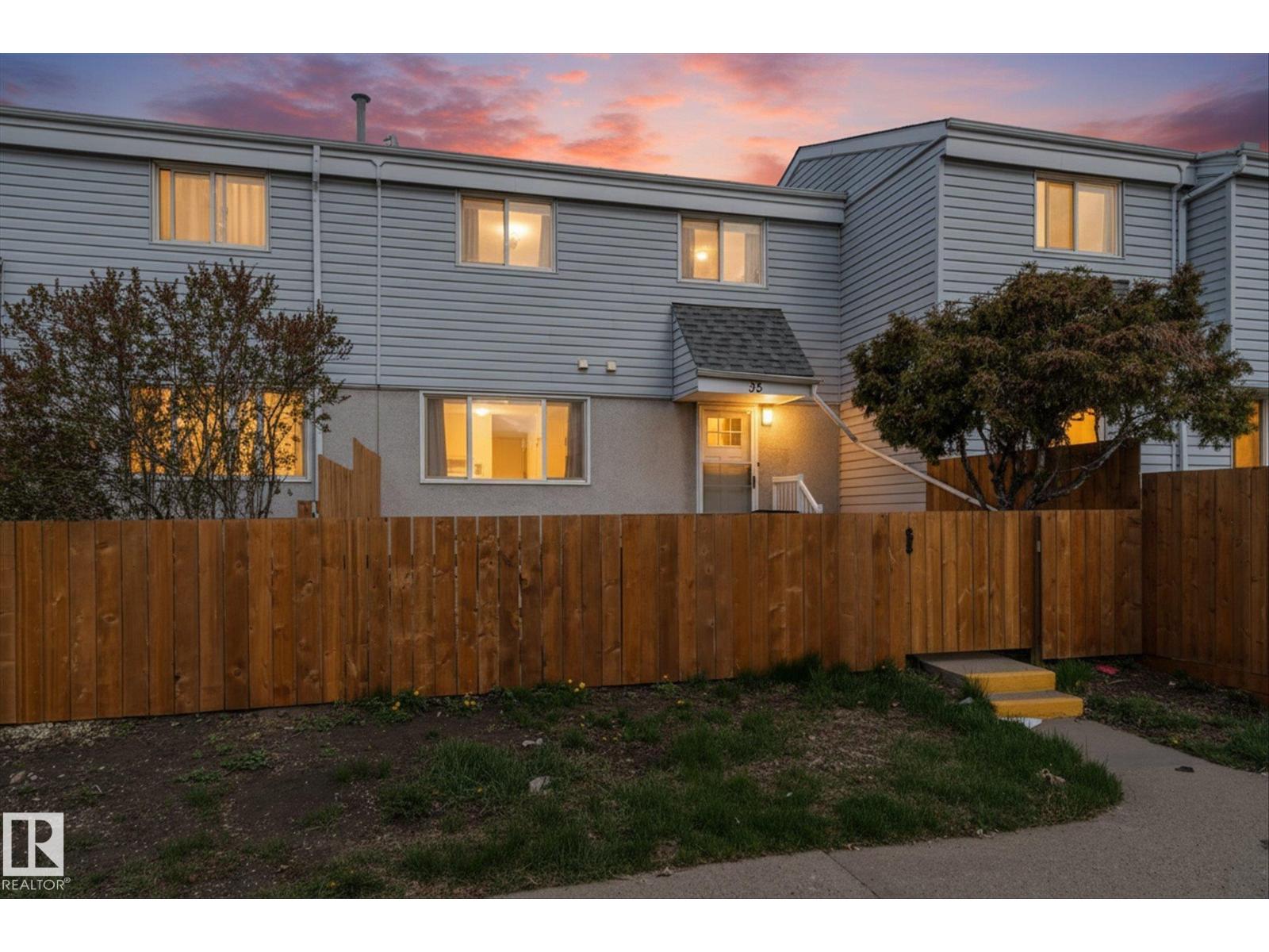 35 MCLEOD PL NW - 1