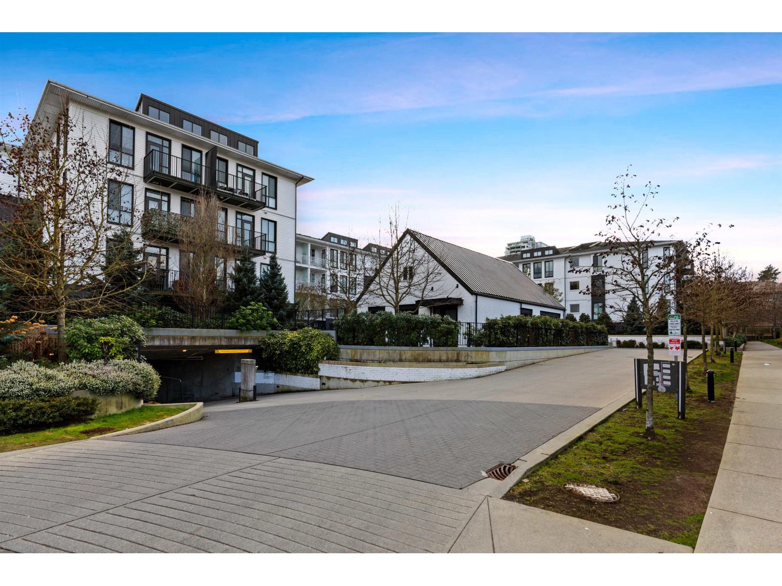2 Bed, 2 Bath Apartment for Sale in Surrey – 425 14968 101A AVENUE, Surrey – MLS# R3121746 - Image 16